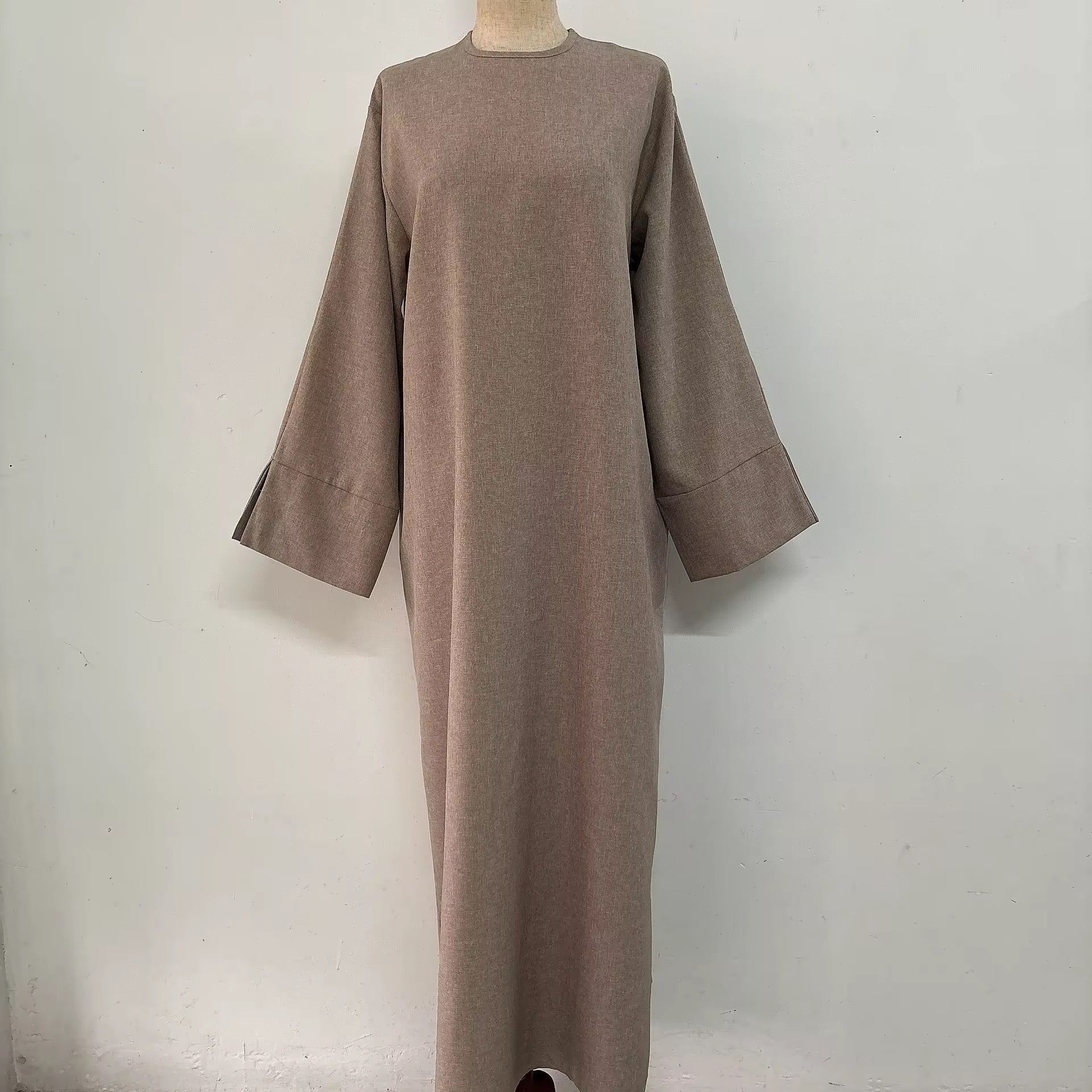Strive LinenEase™ Modest Pocket Abaya