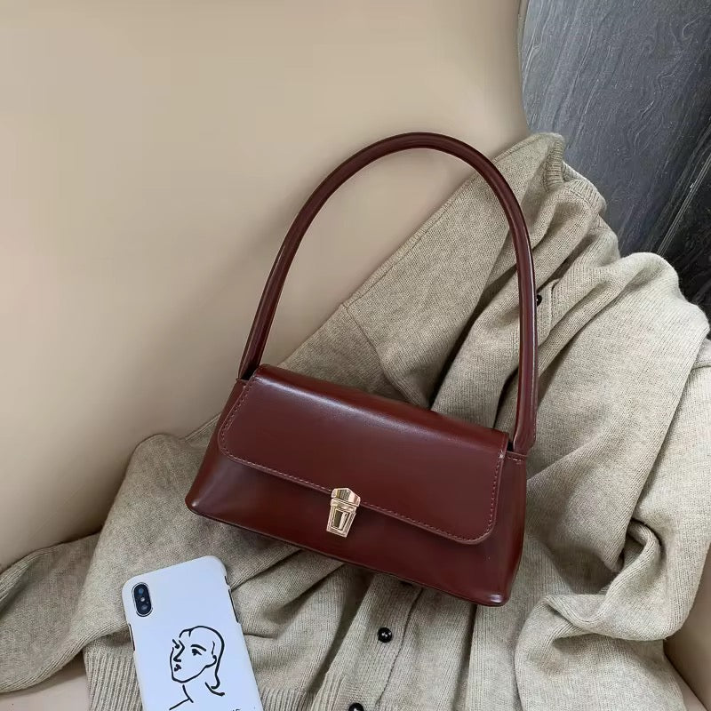 Strive Formé™ Structured Leather Handbag